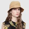 أزياء الصيف يدويًا رافيا سترو قبعة للنساء رسالة أنيقة شاطئ واسعة الحافة باورات دلو مصمم القبعات القبعات شابو 240425