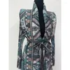 Casacos de trincheira feminina miyake colar de gola plissada Retro vestido de mangas compridas para 2024 Designer original de verão Abaya Moda