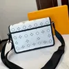 24SS Мужский роскошный дизайнер New Messenger Small Messenger Multi Pocket Design Регулируемая сумка для ремня мужская сумка для плеча Cros Ecao