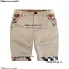 Shorts a quadri per ragazzi Summer Sumpi Shorts Gentleman Style Pantaloni casual Pantaloni di mezzo vestiti vestiti per bambini 2-8 anni