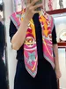 Luxe zijden sjaal Europa en de Verenigde Staten zijn dure nieuwe vrouwen vintage bedrukte v Fashion Square sjaalontwerper letters afdrukken zijden sjaal