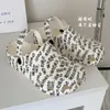 Slippers Ins Graffiti Cartoon Dog Hole Garden Garden Chaussures Sandals Sandales Summer Fashion Outwear plage et