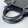 Luxurious Mini Version de 9A Designer Phone Bag Deluxe Deluxe Soft Gailbled Leather Rossed avec un logo emblématique Logo pour femmes