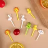 Forks 8pcs Cartoon Animals Fruit Mini Kid -Snack Cake Deser Deser STRICE Duck Frog Tukticick Bento Dekoracja stołowa