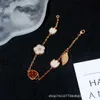 Bracelet de haut niveau Choix de cadeaux sept étoiles Bracelet de fleur de ladybug 18K Rose Gold Live avec Vnain commun