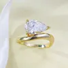 Anelli a banda Dropletta dorata 14K Anello diamantato Moissanite% True 925 Sterling Silver Party Wedding Ringe Mens Promise Jewelry Q240427