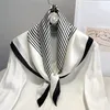 Vierkante imitatie zijden sjaal zwart en wit gestreepte hoofdfolie voor vrouwen multifunctioneel gevoel nekchief 240417