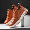 Casual Shoes Britische Geschäft für Männer 2024 Fashion PU bequeme Schnürung Low warmes Zapatillas de Hombre