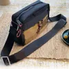 Bolsa de cámara unisex Bag Messenger Bag Pack 2024 Invierno Diseño del cofre Mens y bolso de mano de mujer