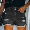 Kvinnors hög midja skarvknapp Tre kvart byxor mode trend trasiga hål streetwear kvinnliga sommar casual denim shorts 240418