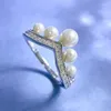 Anelli a grappolo Springlady 925 Sterling Silver Lettera a V-Shape Crown Pearl Ring per Wedding Party Engagement Regali di gioielli