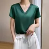 2024 Sommer Basic Massiv Womens T-Shirts T-Shirts V-Ausschnitt Kurzarm Tees Tops Satin Seiden elegante dünne Hemden für weiblich 240426