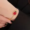 Avantgarde en sieraden Goudbloem van hoge kwaliteit Zeven sterren Ladybug armband modieus klein fris met gemeenschappelijke vnain