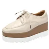 Chaussures décontractées Femmes Hauteur Augmentation de la dentelle Up Up Renforced Sneaker Patent coin Oxfords