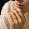 Anello di fidanzamento minimalista 925 Anello in argento sterling per donne a taglio ovale Cluster Gioielli per matrimoni in oro 240416