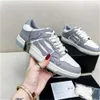 Top de qualité squelette Ami Sneaker Luxury Casual Shoe Womens Designer Flat Tennis Mens Lace Up Loafer Outdoor Blanc Blanc Blue Rose rose Low Randonnée Trainer Sports Run Shoe Lady