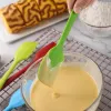Przybory 2PCS krem ​​do pieczenia skrobaczka bezstałą silikonową szpatułką Blendery ciasta kuchenne Sałatka mikser Mleas