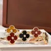 Designer Luxury Jewelry Ring Vancllf Fanjia High Version Four Leaf Grass Red and Black Agate för kvinnor pläterade med 18K Rose Gold Full Diamond Natural White