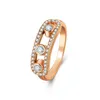 Pierścienie opaski 925 srebrny gorący pierścień mody Women Luksusowy złoty pierścień z suwakiem 3 wysokiej jakości cyrkonżan Modny projekt biżuterii damskiej Q240427