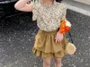 女の子のスーツ夏の子供のドレス女の女の子ファッショナブルな子供トップスカート2ピースセットキッズブティック服240426