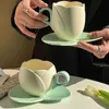 Kubki 300 ml kwiatowe kubek ceramiczny i talerz kubek kawy w stylu vintage Tulip Cup z wysoką wartością estetyczną różowy francuski popołudniowy herbata J240428