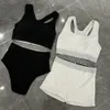 Paris Women's Bikini Zestaw seksowne luksusowe kostium kąpielowe projektantki stroju kąpielowego Kobiety żebrowane moda na plażę pływanie na plaży noszą wysoką talię 2024 marka na plaży marki damskiej kąpielowej s-xl