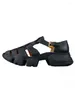 Sandálias Gladiador de couro genuíno Sandal Men tira de fivela de fundo espesso Hollow Out Breathable Summer Mens Casual Sapatos Tamanho 37-45
