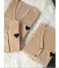 (Ha öga) Cardigan tröjor Kvinnor Män långärmad Crew Neck Single Breasted tröja Par Embrodery Love-Heart Topps V Neck Coat Stick Cardigans