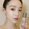 Japan Red Earth Herbal Essence Foundation 30g Skin Nourishing Concealer Hidratando el maquillaje impermeable de larga duración Cosméticos 240410