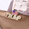 Broches Trump Flag Broche Mulheres Meninas de jóias brilhantes para roupas Pinos anti-deslizamento Pinos divertidos Crachistas criativos de lapela