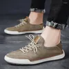 Casual schoenen 2024 Lente zomer handgemaakte echte lederen heren mode sneakers wilde platte slijtvast