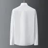 Camisa de mangas compridas para a primavera de flor bordada para homens camisetas de vestido formal de Banquet Banquet Roupas 240423