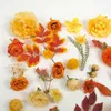 Fleurs décoratives 46pcs Orange Artificial Silk Flower Head Greenery pour DIY Crafts Vase Vase Bridal Wall Decor Fabo Combo Set