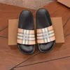 Klassieke Tartan Mule Designer Slippers Rubber Sandaal Dames Mens Schuifschoen Casual Top Kwaliteit Flat Canvas Beach Vintage Printing Sandale Zomerschuifregelaars met doos