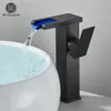 Schwarzer hoher LED -Wasserfall -Becken Badezimmer Wasserhahndeck