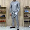 Tracksuits voor heren Men Muslim pak 2 -delige Set Topbroek Zilveren Arabier Ronde Ronde Nek Lange mouw Afrikaanse Dubai Party Bruiloft Etnische stijl