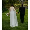 Bitar två 2020 Ny vintage med Wrap Sheer Lace Cape Chiffon Bröllopsklänningar Country Style Beach Garden Brudklänningar