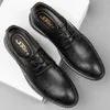 Casual Shoes Classic Man Office Business Sukienka skórzane mieszkania podzielone 2024 Low top krowy gumowa podeszwa