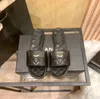 Paris Dazzle designer Sliponi sandali da donna Stripes estate Stripes cuccioli piatti piatti da fuoco da donna Flip Flops c Seme doppio seme novanta albicocca