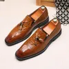 Chaussures habillées classiques vintage hommes noirs brun fête chaussure formelle fashiontassel pour adultes
