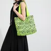 Umhängetaschen Frauen Nylon Tasche Frauen große Kapazität wiederverwendbare Einkaufshandtaschen College -Studenten Laptop Schoolbag Leopard Beutel