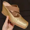 Dress Shoes 2024 Zomer dames echte lederen muilezels elastische band cross-riem wig-on pumps elegante dames gouden zilveren hakken schoen