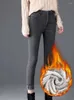 Jeans pour femmes grande taille 80 kg hauteur haut crayon hiver épais mèche pantalon denim en peluche borde