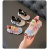 Sneakers per ragazzi di lusso per bambini scarpe casual di moda per bambini mesh girls sport running baby loafer 240426