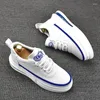 Scarpe casual piattaforma di moda in stile coreano piattaforma di moda traspirabile in pelle originale sneaker bianca comfort giovane uomo streetwear