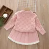 Kledingsets Leer Spring herfst baby baby meisje 2 stks kleding set cartoon aardbeien gehaakte pullover pak vast gebreide rok peuter outfit