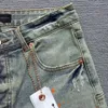 Lila Sommer-Denim-Shorts leichte Männer-Ripped Stretch High-End-Sprühbemalte-Vintage Patch Casual Quarter Hosen