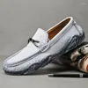 Chaussures décontractées Men de cuir authentiques Locs glisser sur la mode Business Top Classic Soft Moccasins Hombre Breathable