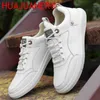 Casual Shoes British Style Men's Leather Lace Up Round Toe Climbing Upscale Classic Male Breathable Outdoor School Flats