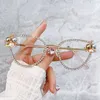 Designer zonnebril 2024 Nieuwe diamanten brievenglas frame gepersonaliseerde kattenoogmode handgemaakt glanzende water diamant luxe platte spiegel